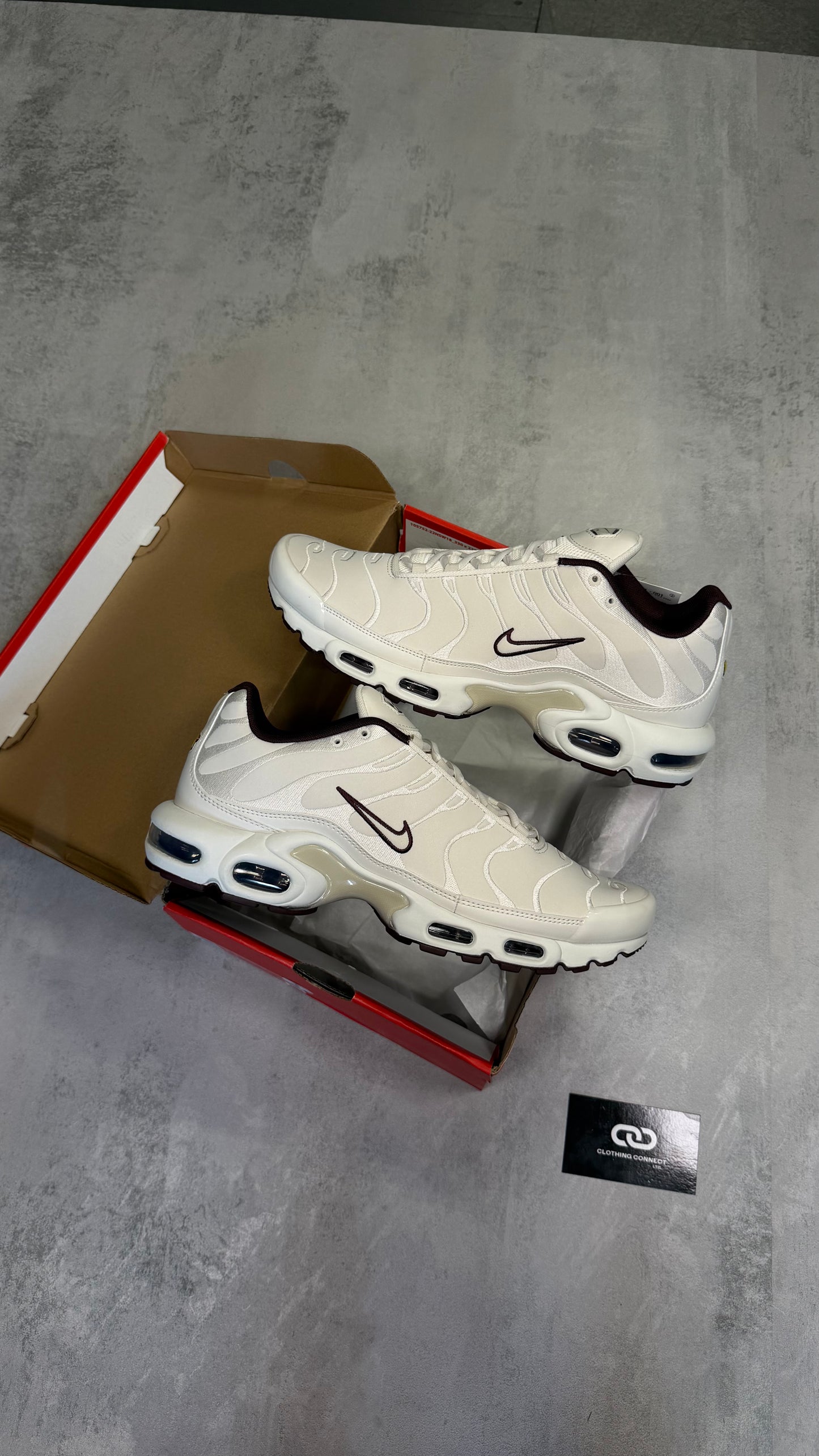 Nike Air Max TNs 'White, Burgundy'