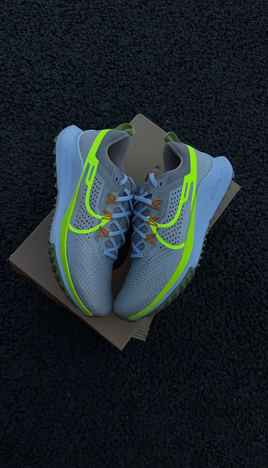Nike React Pegasus Trail 4 in ‘Light Iron Ore Volt’
