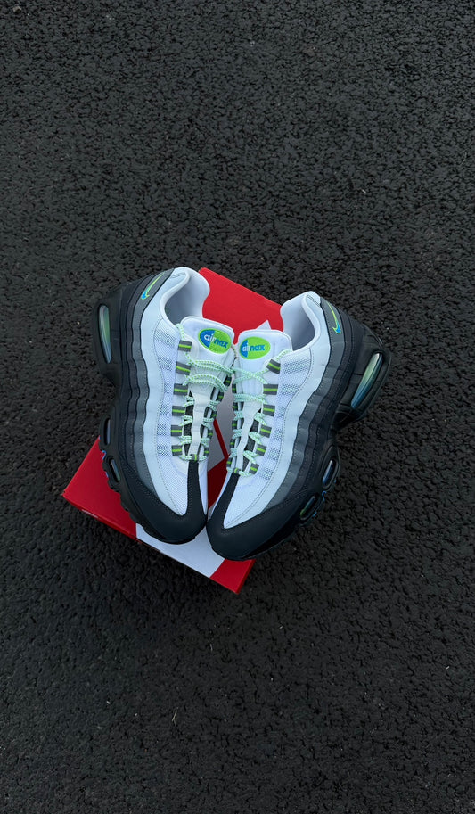 Nike Air Max 95s ‘Apple Blue’