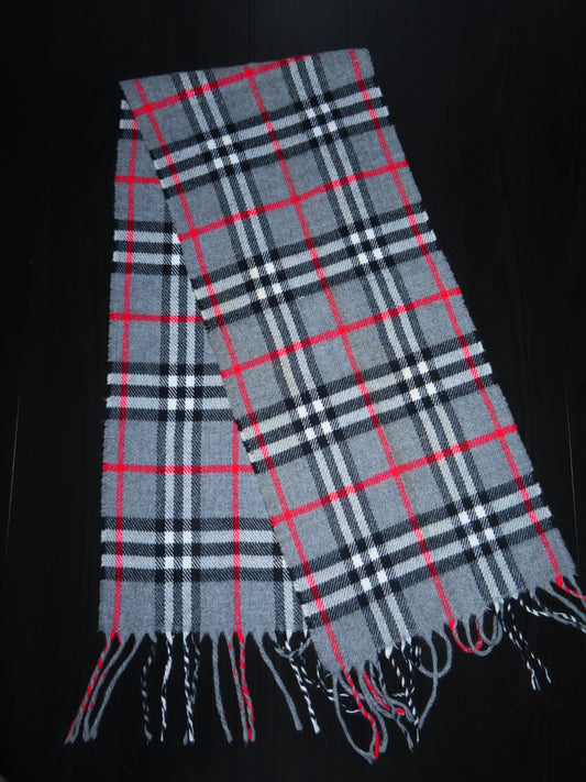 100% lambswool Burberry Scarf