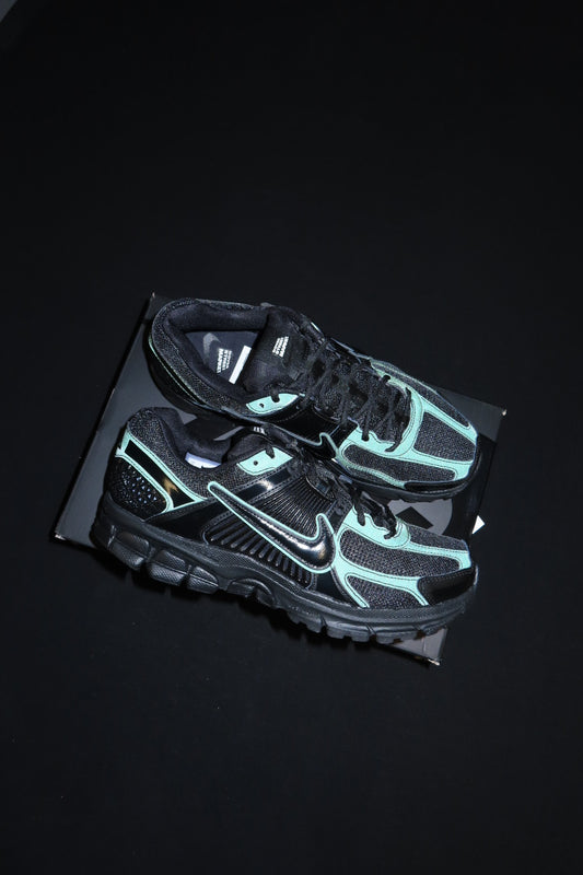 Nike DSM Zoom Vomero 5