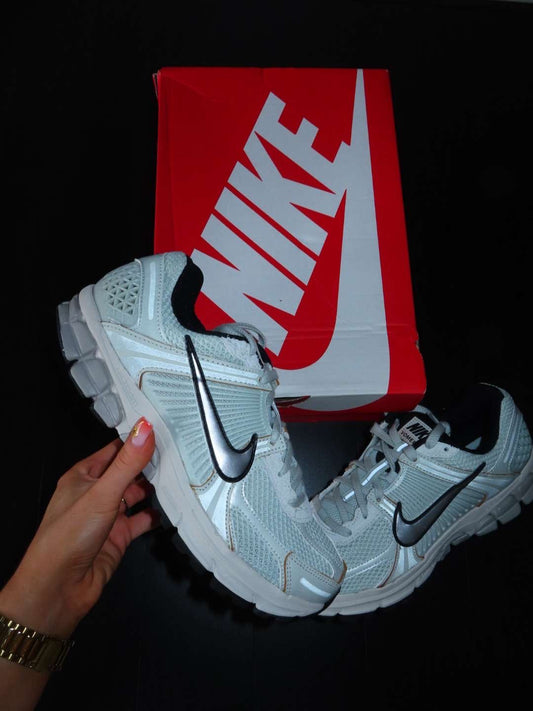 Nike Vomero 5 - Mint Green