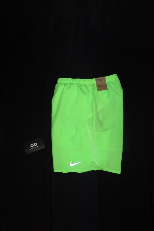 Nike 7 Inch Challenger Shorts(Neon)