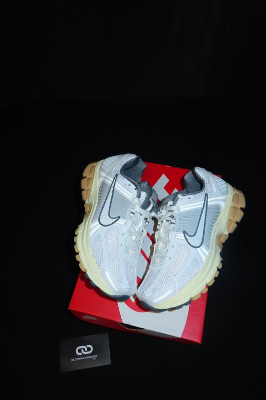 Nike Vomero 5(Summit White)