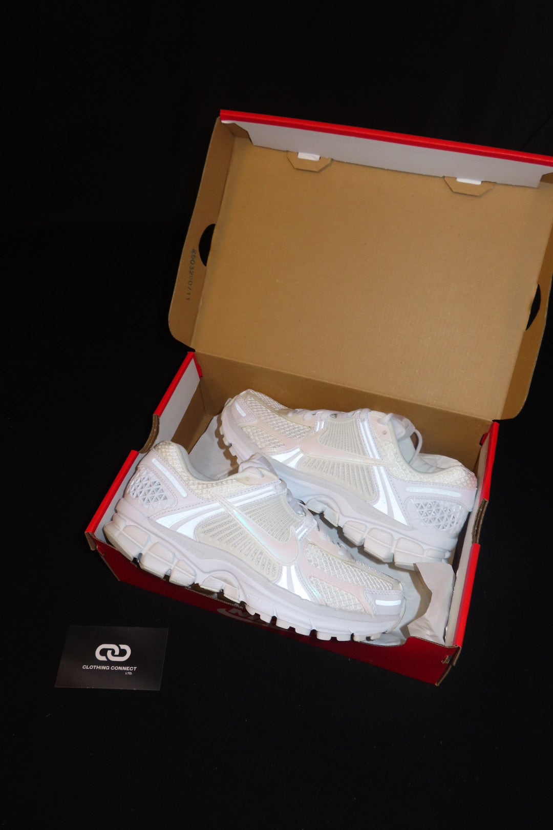 Nike Vomero 5(White/Pure Platinum)