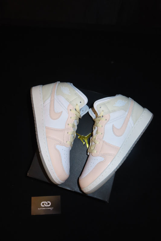 Nike Air Jordan 1 Mid SE